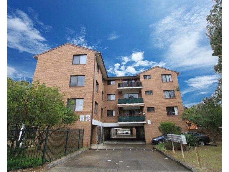 24/6 Beale Street, Liverpool NSW 2170