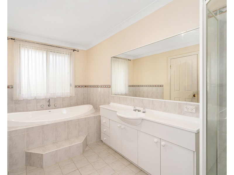 10 Rosella Road, Prestons NSW 2170