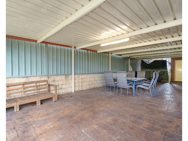 10 Rosella Road, Prestons NSW 2170