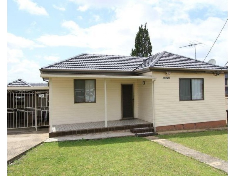 96 The Boulevarde, Fairfield Heights NSW 2165