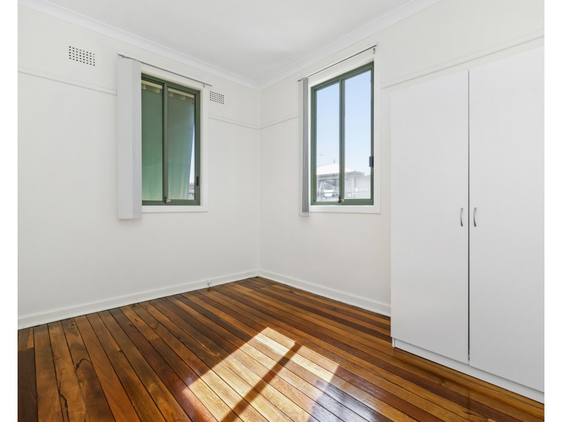 6 North Street, Fairfield NSW 2165