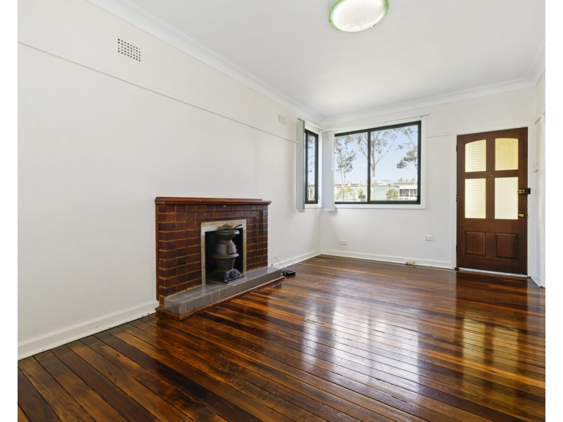 6 North Street, Fairfield NSW 2165