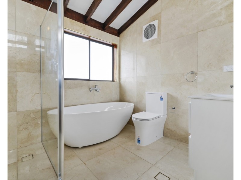 26 Dorrigo Avenue, Hoxton Park NSW 2171