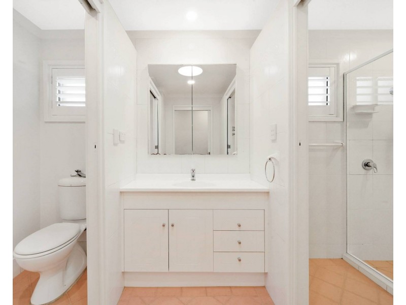 1 Buckland Road, Casula NSW 2170