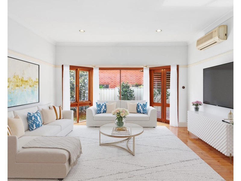 35 Wyena Road, Pendle Hill NSW 2145