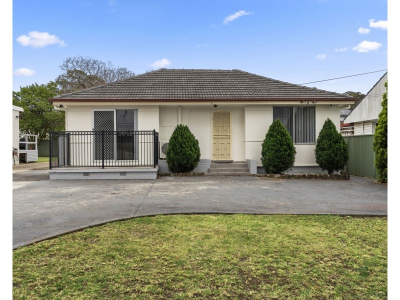 11 & 13 Byrne Street, Ashcroft NSW 2168