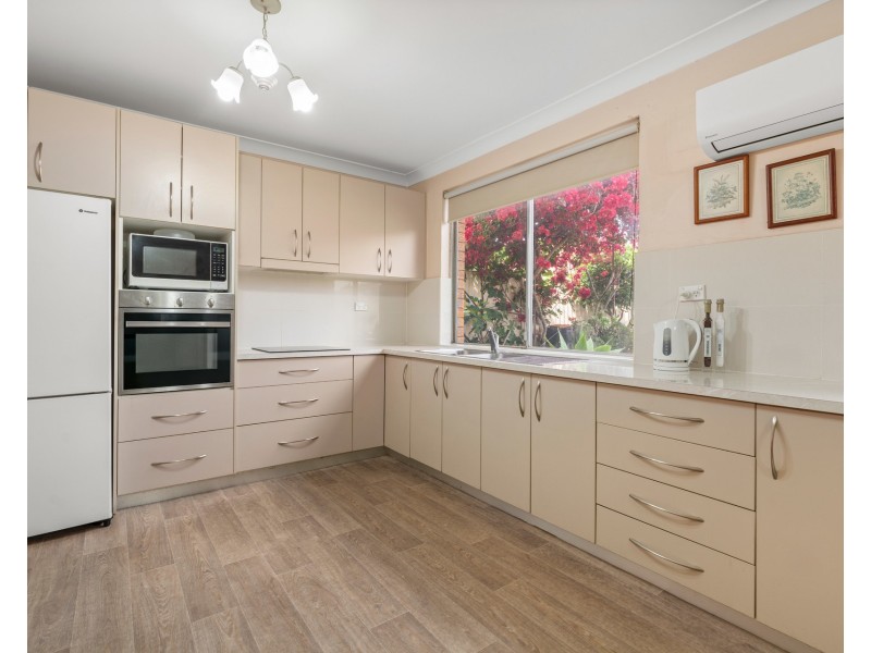 6 Oxley Street, Fairfield NSW 2165