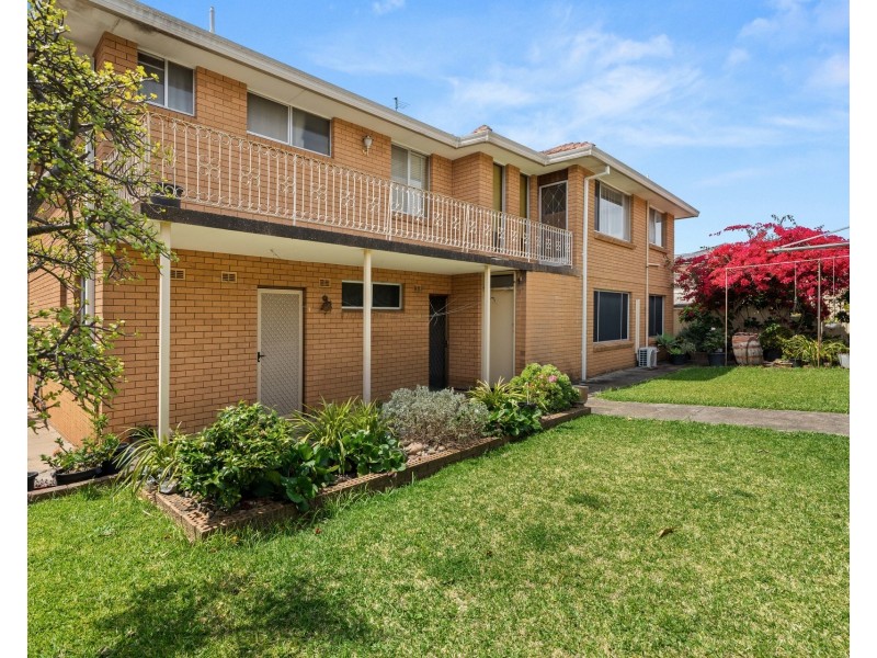 6 Oxley Street, Fairfield NSW 2165