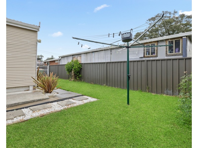 4 Benson Street, Carramar NSW 2163