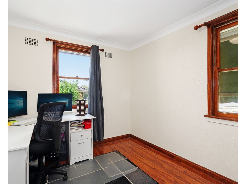 54 Warrigo Street, Sadleir NSW 2168