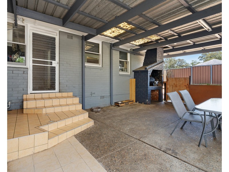 54 Warrigo Street, Sadleir NSW 2168