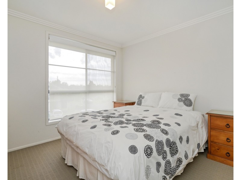 19 Arras Place, Prestons NSW 2170