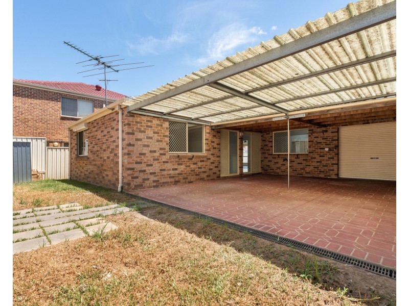 16 Myrtle Street, Prestons NSW 2170