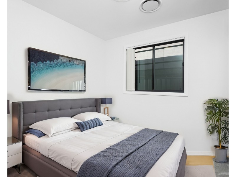 85 Hillston Circuit, Gregory Hills NSW 2557