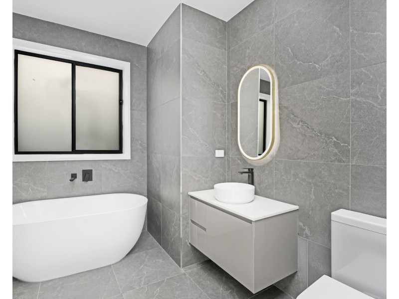 85 Hillston Circuit, Gregory Hills NSW 2557