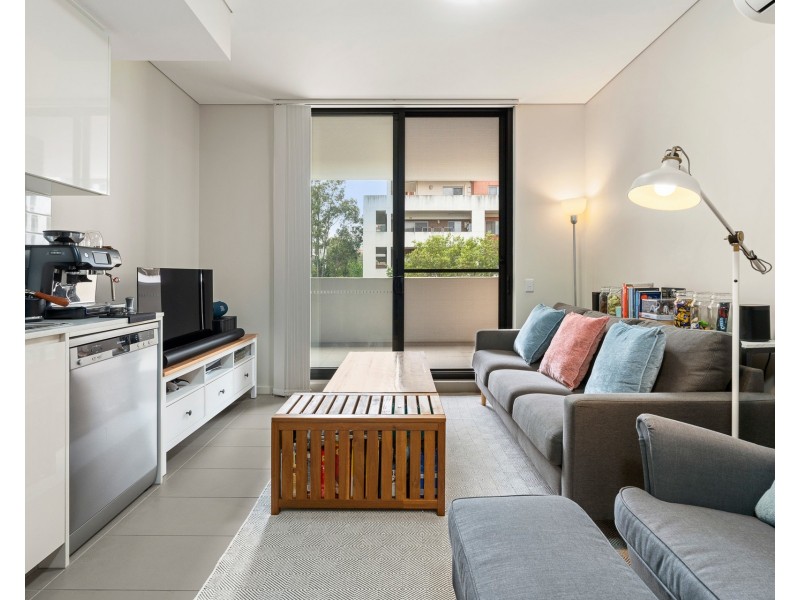 32/1-5 Bathurst Street, Liverpool NSW 2170