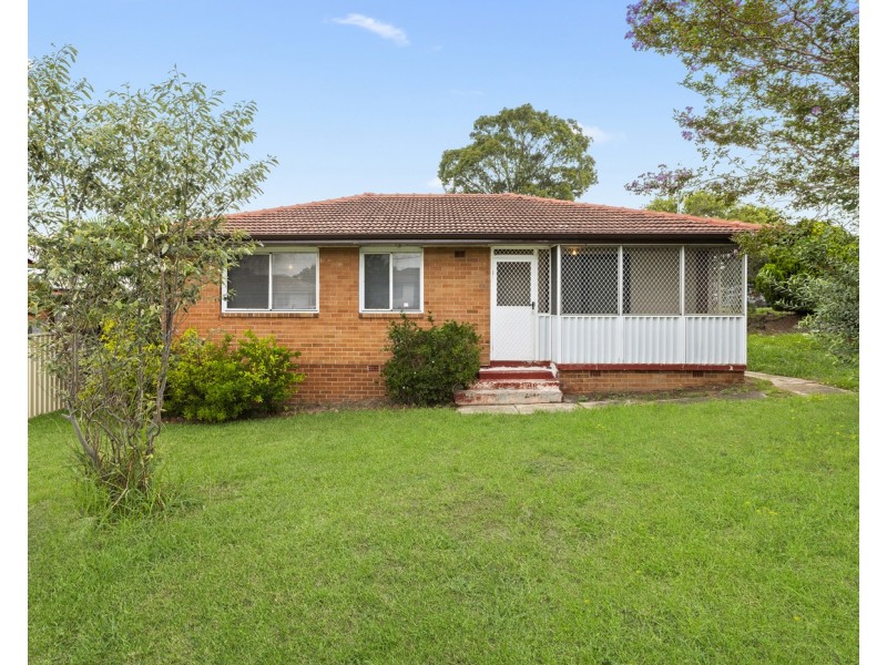 72 Bobin Road, Sadleir NSW 2168