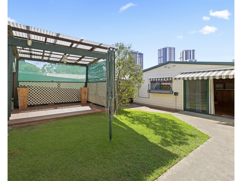 90 Mcgowen Crescent, Liverpool NSW 2170