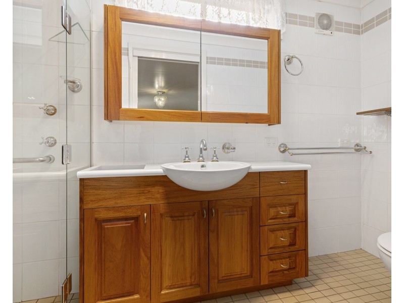 90 Mcgowen Crescent, Liverpool NSW 2170