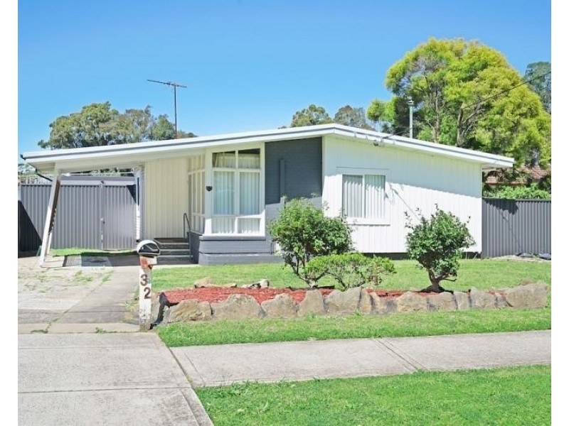32 Jersey Street, Busby NSW 2168