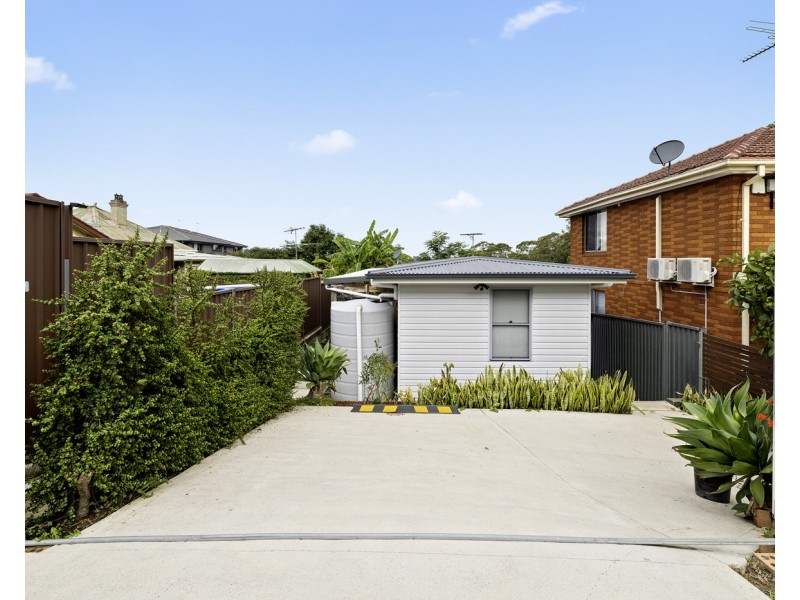 27A Lookout Drive, Mount Pritchard NSW 2170
