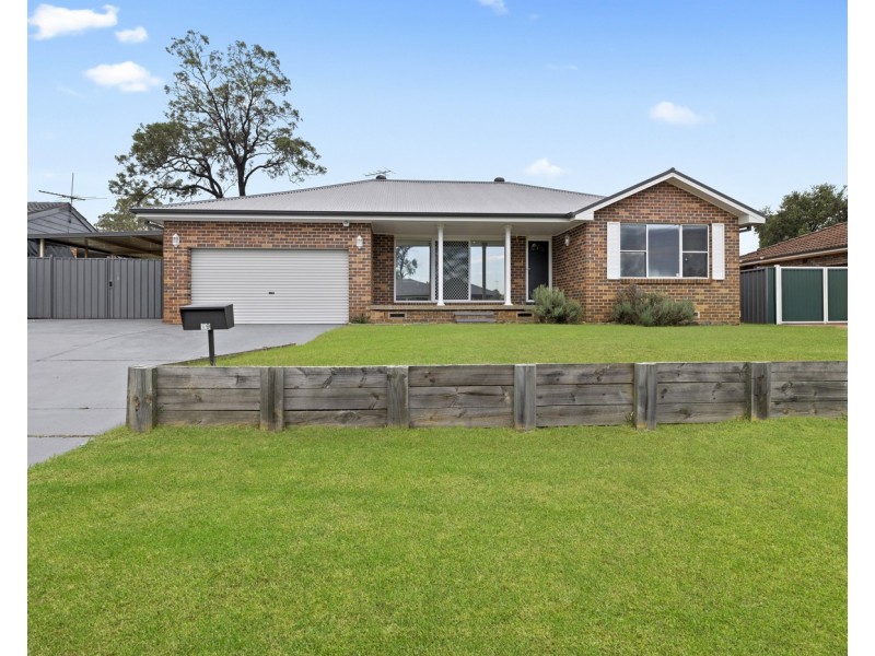19 Radcliffe Street, Ingleburn NSW 2565