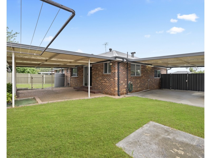 19 Radcliffe Street, Ingleburn NSW 2565