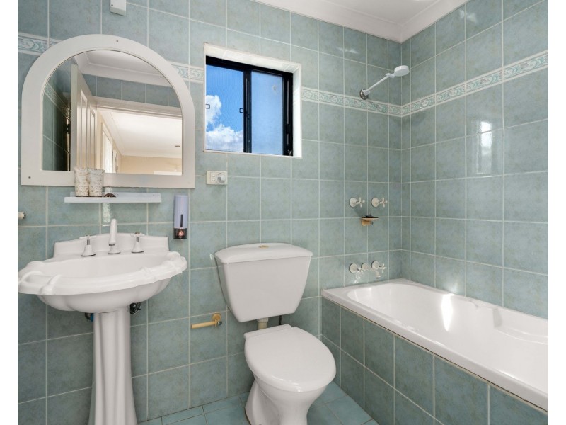 37 Celebration Road, Sadleir NSW 2168