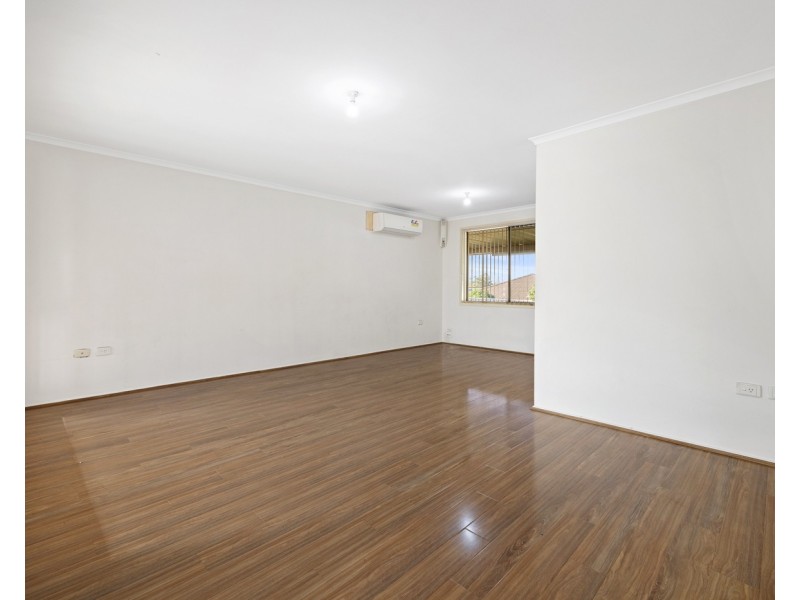 108 Swan Circuit, Green Valley NSW 2168