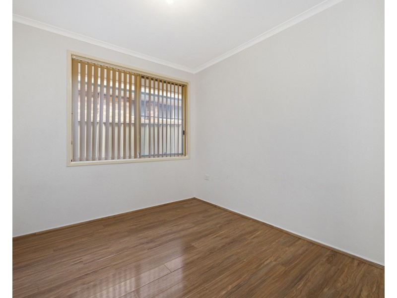 108 Swan Circuit, Green Valley NSW 2168