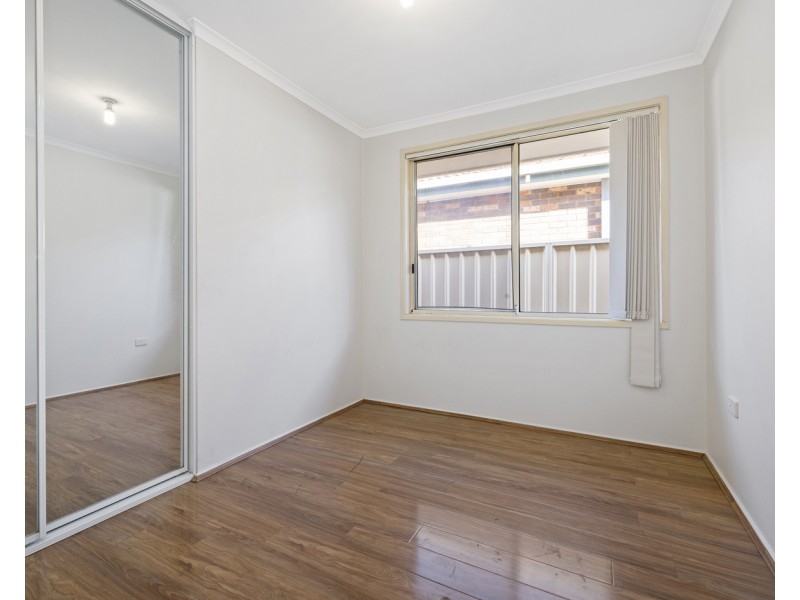 108 Swan Circuit, Green Valley NSW 2168