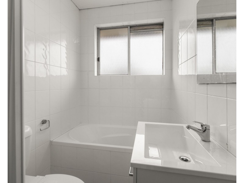 12/20 Drummond Street, Warwick Farm NSW 2170