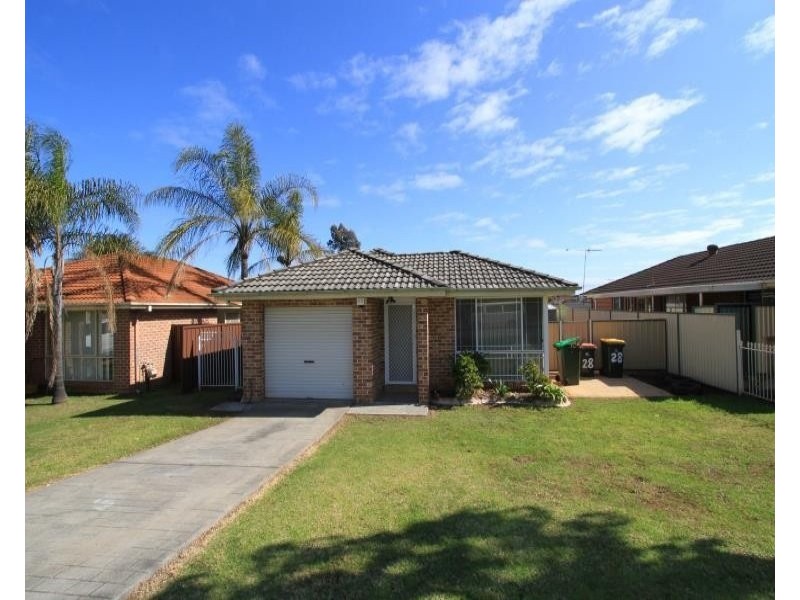 28 Osprey Avenue, Green Valley NSW 2168