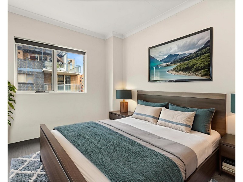 30/8-10 Browne Parade, Warwick Farm NSW 2170