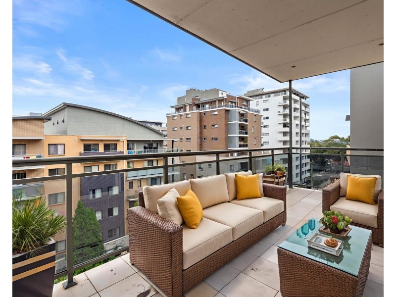 30/8-10 Browne Parade, Warwick Farm NSW 2170