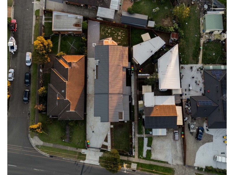 27 Hill Road, Lurnea NSW 2170