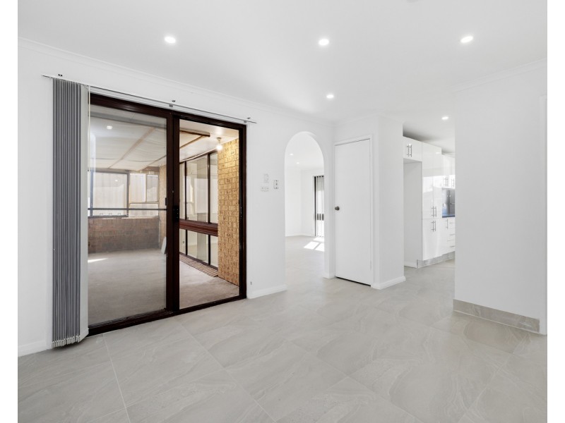 6/16 Benghazi Street, Bossley Park NSW 2176