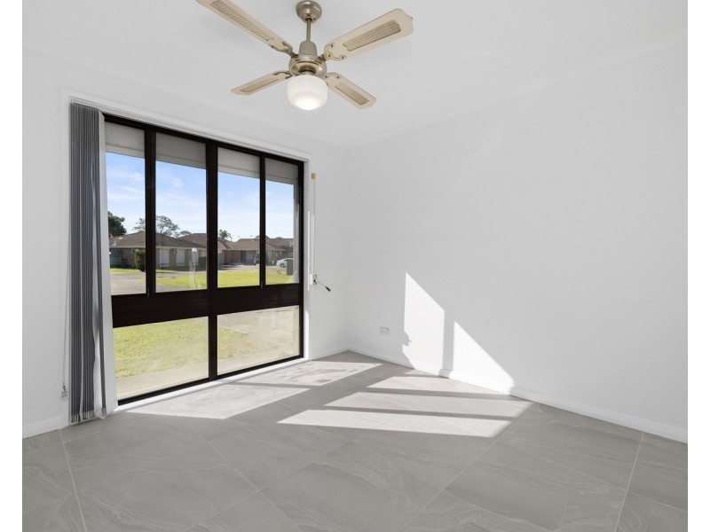 6/16 Benghazi Street, Bossley Park NSW 2176