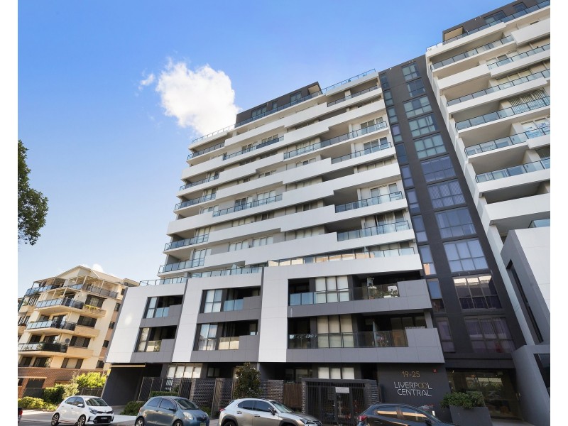 111/19-25 Bigge Street, Liverpool NSW 2170