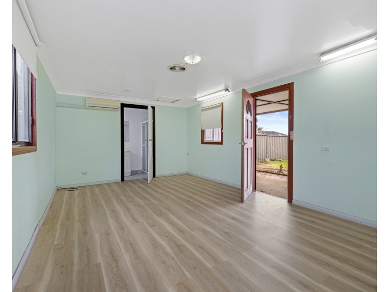 19 Tumbarumba Crescent, Heckenberg NSW 2168