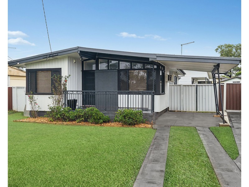 8 Bencubbin Street, Sadleir NSW 2168