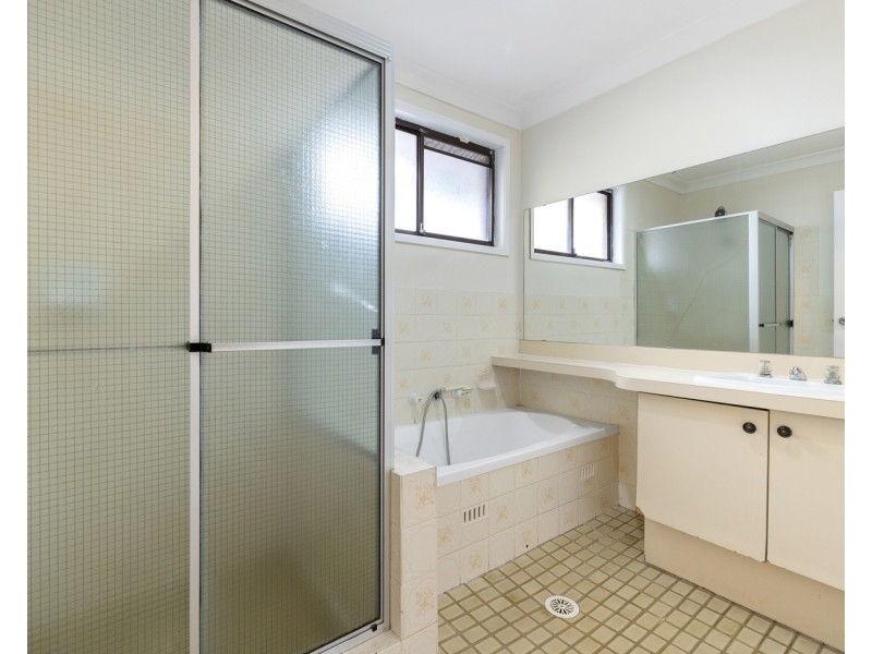 60 Brown Road, Bonnyrigg NSW 2177