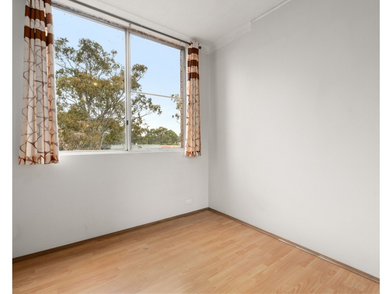 16/2 Beale Street, Liverpool NSW 2170