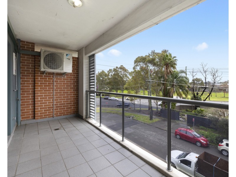 6/2 Castlereagh Street, Liverpool NSW 2170
