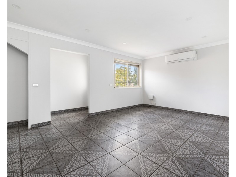 26 Angledool Avenue, Hinchinbrook NSW 2168