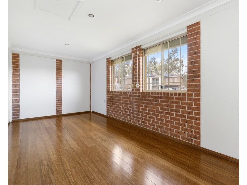 26 Angledool Avenue, Hinchinbrook NSW 2168