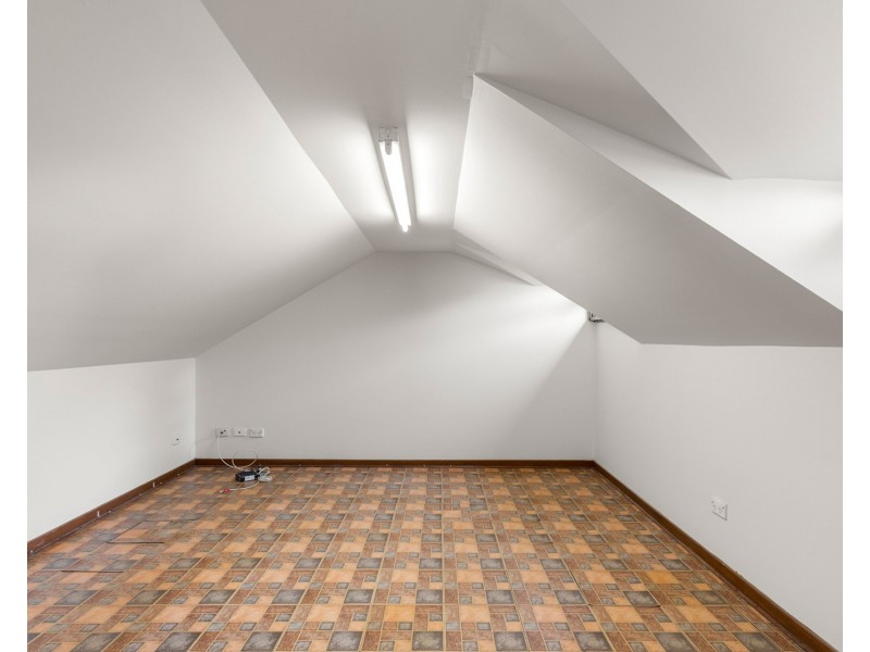 64 Jacaranda Crescent, Casula NSW 2170