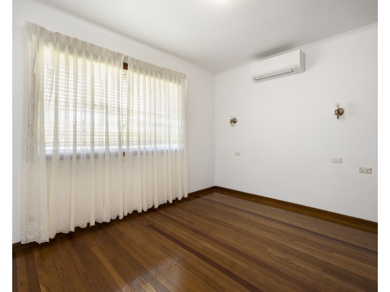 32 Busby Road, Busby NSW 2168