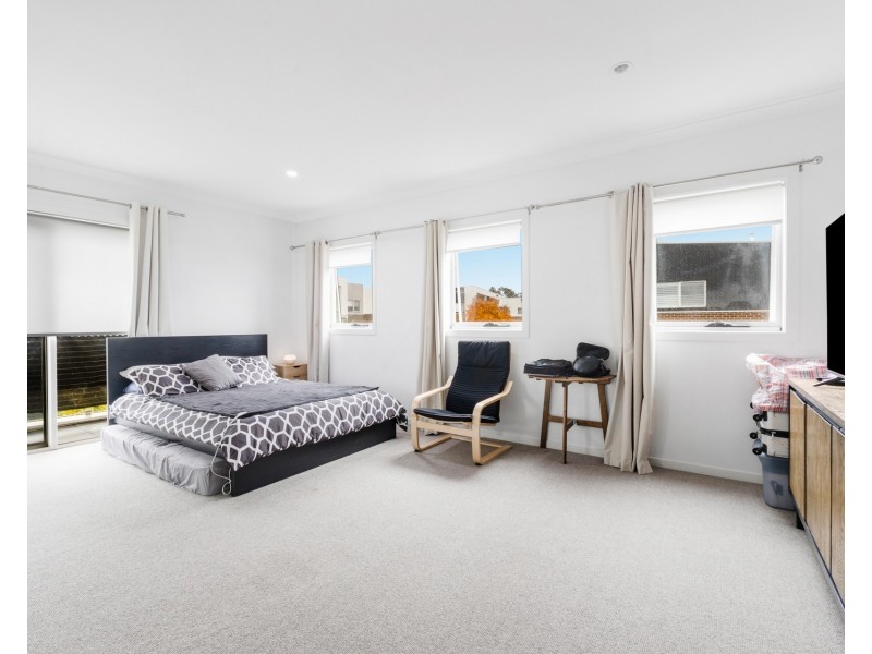 2a Kanooka Street, Denham Court NSW 2565