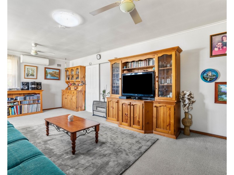 49 Gabo Crescent, Sadleir NSW 2168